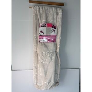 NWT Hello Kitty Joyful Kitty Champagne Embossed Milky Mink Throw